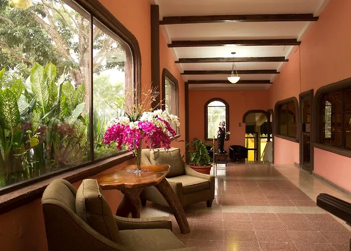 Las Cumbres Hotel & Water Park
