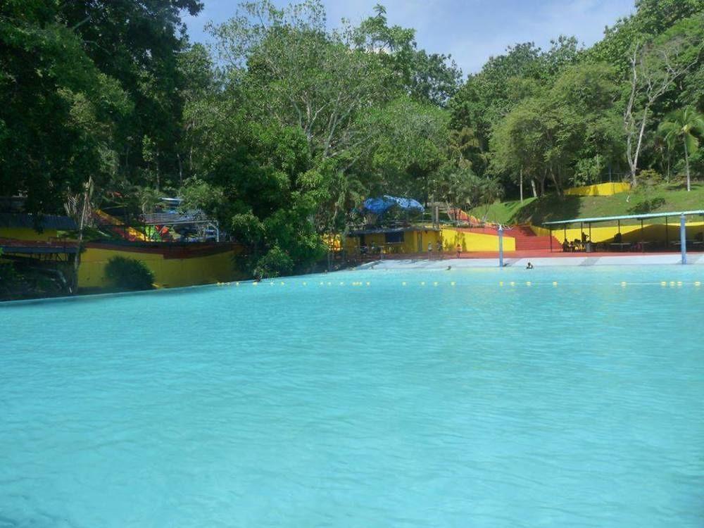 Hotel Las Cumbres & Water Park